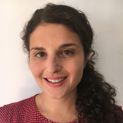 rebeccaarianheadshot_websafe