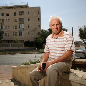 Dr. Avraham Sharnopolsky