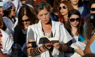 WOW-Tefilin-Rel-Freedom_featured