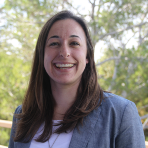 Mara Berde headshot fancy