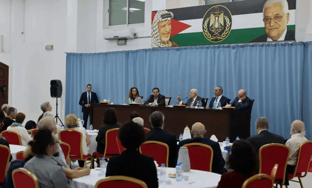 Tami Yakira of NIF as a part of an Israeli Delegation meeting with Mahmoud Abbas in Ramallah
